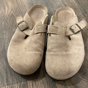 Sonoma suede clogs 7.5